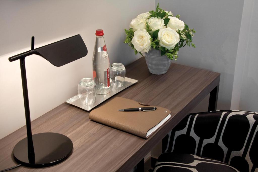 Le Grey Hotel París Habitación foto