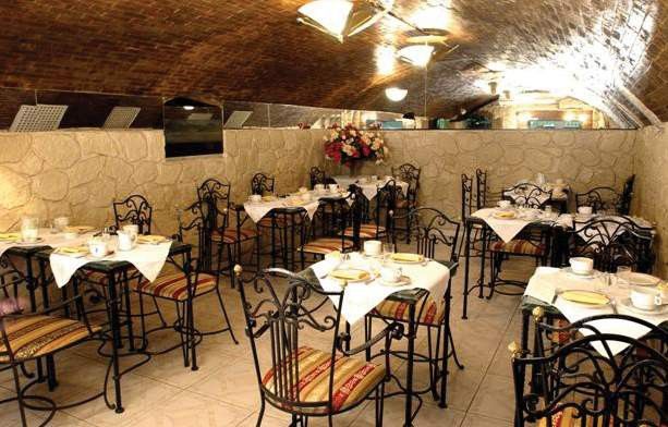 Le Grey Hotel París Restaurante foto